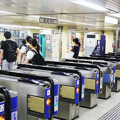 阪神 神戸三宮駅から阪急 神戸三宮駅への乗り換え方法