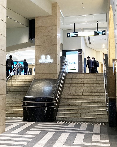 地下鉄西神・山手線 三宮駅から地下鉄海岸線 三宮・花時計前駅への乗り換え方法