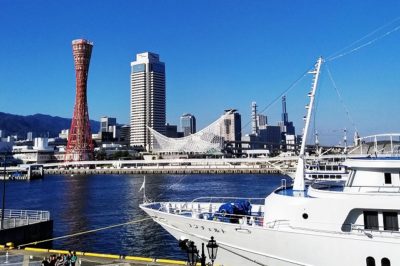 神戸駅近辺のお土産屋さん 神戸ブランド 神戸フランツ の営業時間 10時 21時 関西の駅ガイド