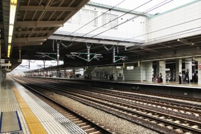 豊橋駅の新幹線プラットホーム