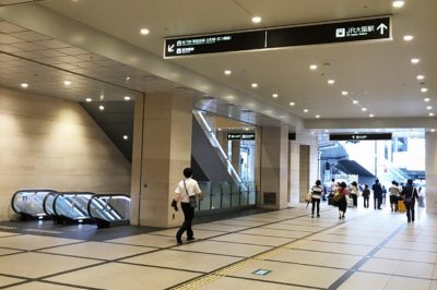 阪急大阪梅田駅から地下鉄梅田駅(御堂筋線)への道順