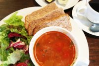 京阪三条駅近くのカフェ「進々堂 三条河原町店」でモーニングを食べた! アクセスは?