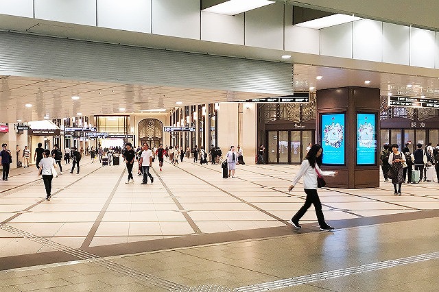 阪急大阪梅田駅 3階改札口から御堂筋線梅田駅への乗り換え方法