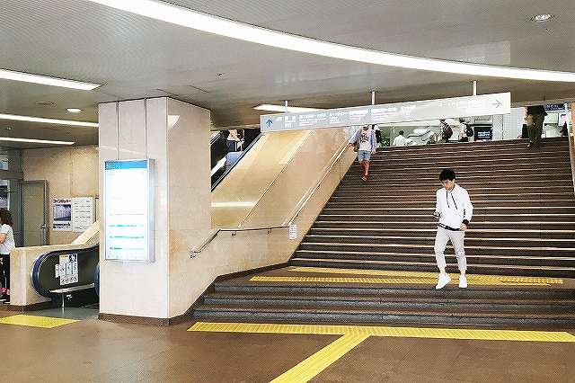 地下鉄海岸線 三宮・花時計前駅から阪急 神戸三宮駅への乗り換え方法