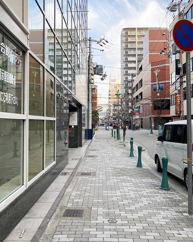 JR三ノ宮駅からコンパルティール ヴァロールへの行き方